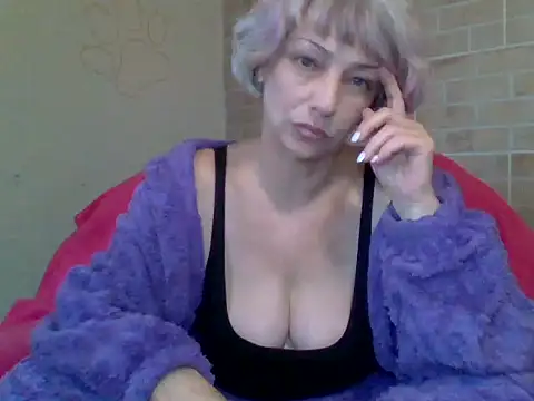 Snapshot of Lorie_Carrie chatting on 10, 1, 2025 Lorie Carrie online show from 10, 1, 2025