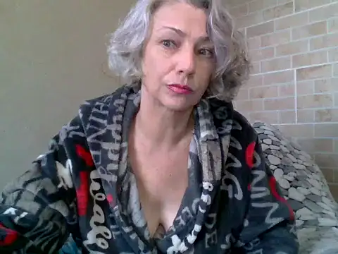 Snapshot of Lorie_Carrie chatting on 14, 10, 2025 Lorie Carrie online show from 14, 10, 2025
