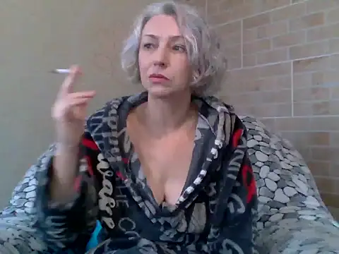 Snapshot of Lorie_Carrie chatting on 23, 10, 2025 Lorie Carrie online show from 23, 10, 2025