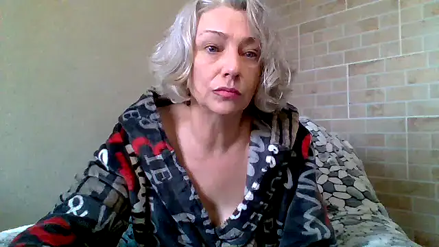 Snapshot of Lorie_Carrie chatting on 25, 11, 2025 Lorie Carrie online show from 25, 11, 2025