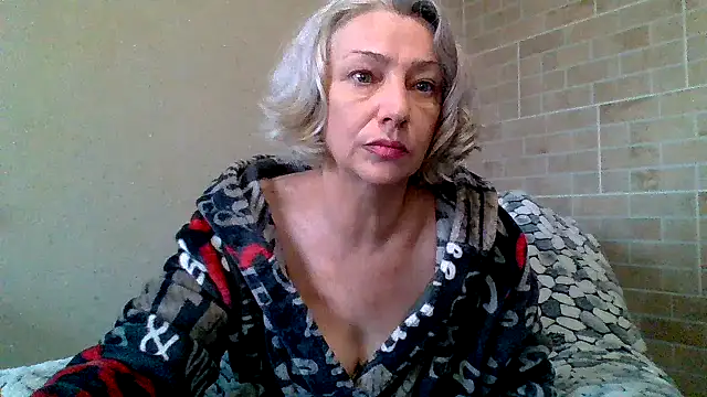 Snapshot of Lorie_Carrie chatting on 26, 11, 2025 Lorie Carrie online show from 26, 11, 2025