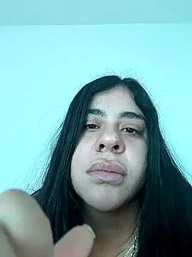 Snapshot of lunashanty chatting on 19, 12, 2025 lunashanty online show from 19, 12, 2025