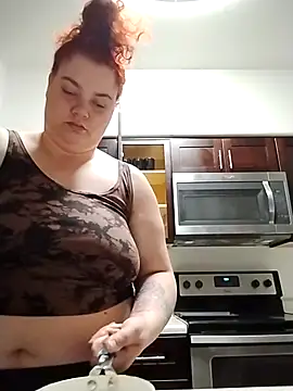 lolabun247 online show from 17, 12, 2024