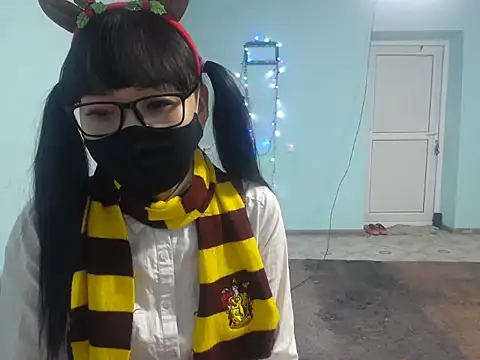 elllaaxx online show from 18, 12, 2025