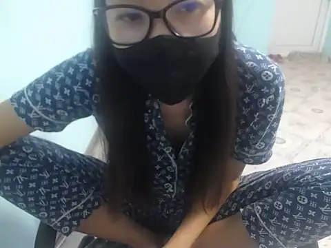 Snapshot of elllaaxx chatting on 6, 7, 2026 elllaaxx online show from 6, 7, 2026