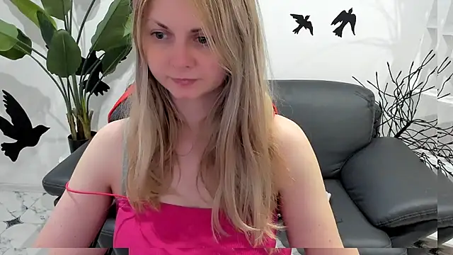 SmilingEmily  online show from 29, 1, 2025