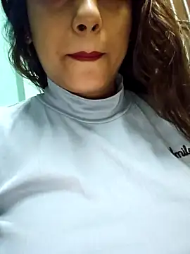 Snapshot of sexyindi_couple chatting on 5, 2, 2025 sexyindi couple online show from 5, 2, 2025