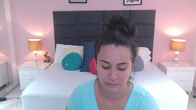 MadisonJenner online show from 22, 1, 2025