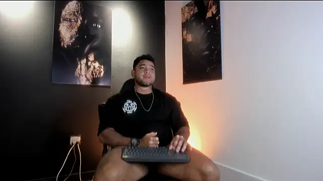 Big furry bear13 online show from 24, 10, 2025