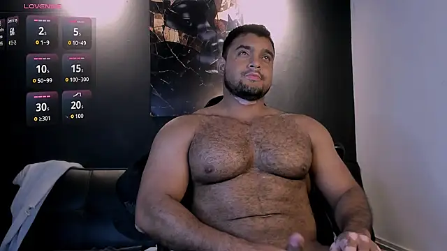 Snapshot of Big_furry_bear13 chatting on 31, 7, 2026 Big furry bear13 online show from 31, 7, 2026