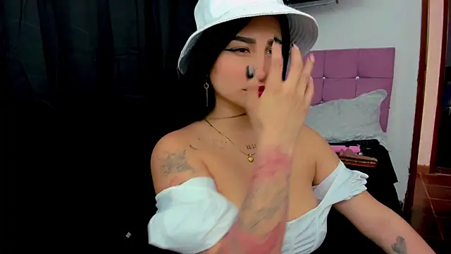 sunshine uwu22 online show from 15, 9, 2025