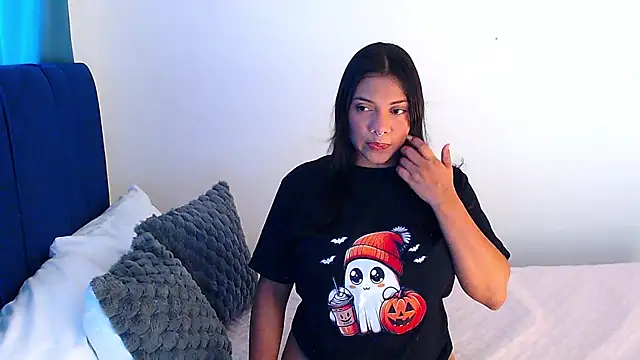 Snapshot of angela_santana_ chatting on 13, 3, 2025 angela santana online show from 13, 3, 2025