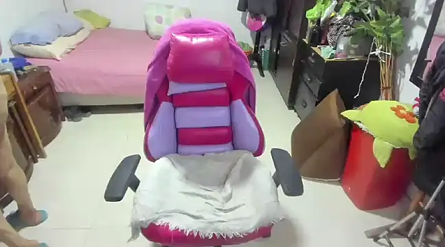 Snapshot of Mrs_mommy_ chatting on 17, 1, 2025 Mrs mommy online show from 17, 1, 2025