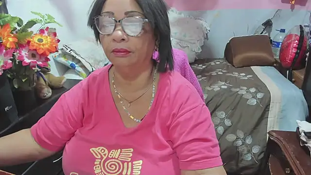 Snapshot of Mrs_mommy_ chatting on 11, 7, 2026 Mrs mommy online show from 11, 7, 2026