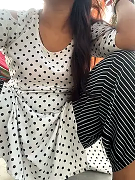 Snapshot of Ishikarana chatting on 3, 11, 2025 Ishikarana online show from 3, 11, 2025