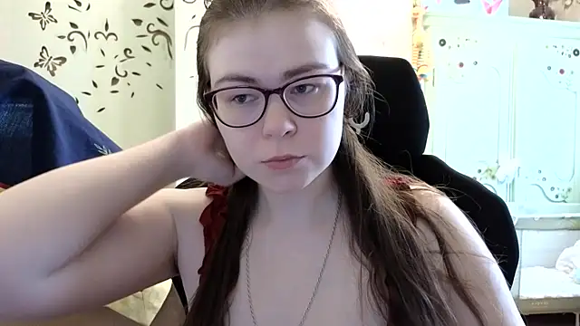 Snapshot of LucyZeph chatting on 11, 2, 2025 LucyZeph online show from 11, 2, 2025