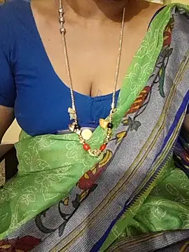 Snapshot of negatamil chatting on 5, 11, 2025 negatamil online show from 5, 11, 2025