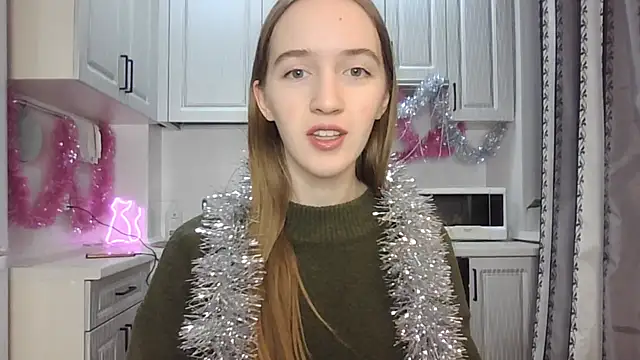 Snapshot of leslie_my_lovee chatting on 21, 12, 2024 leslie my lovee online show from 21, 12, 2024