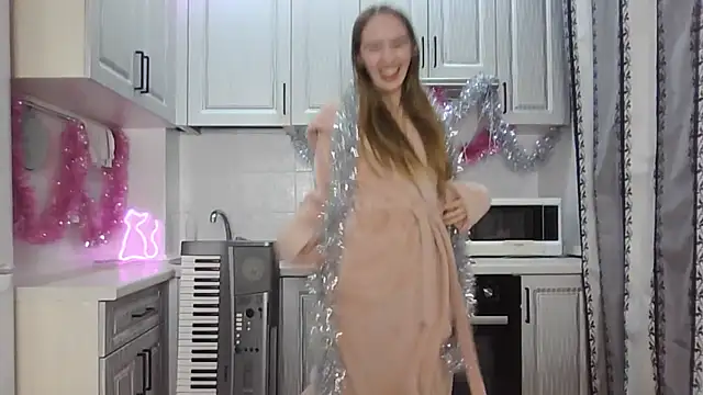 Snapshot of leslie_my_lovee chatting on 24, 12, 2024 leslie my lovee online show from 24, 12, 2024