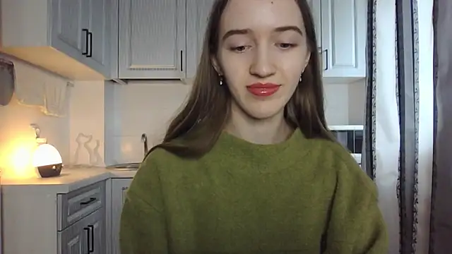 Snapshot of leslie_my_lovee chatting on 28, 9, 2025 leslie my lovee online show from 28, 9, 2025