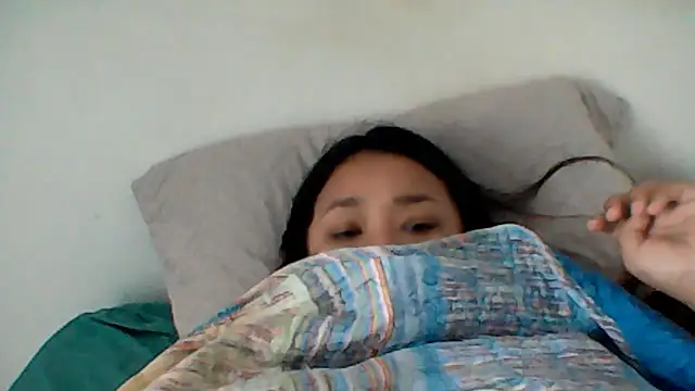 Snapshot of ArisaGonzalez chatting on 28, 10, 2025 ArisaGonzalez online show from 28, 10, 2025