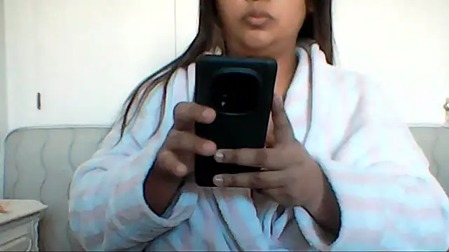 ArisaGonzalez online show from 25, 3, 2026