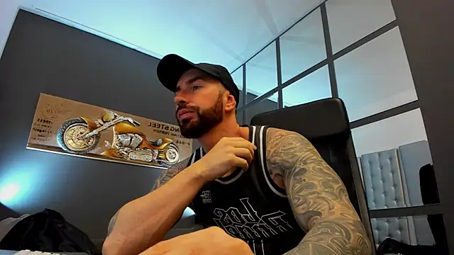 Snapshot of AronGrant chatting on 21, 12, 2024 AronGrant online show from 21, 12, 2024