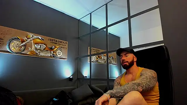 Snapshot of AronGrant chatting on 16, 1, 2025 AronGrant online show from 16, 1, 2025