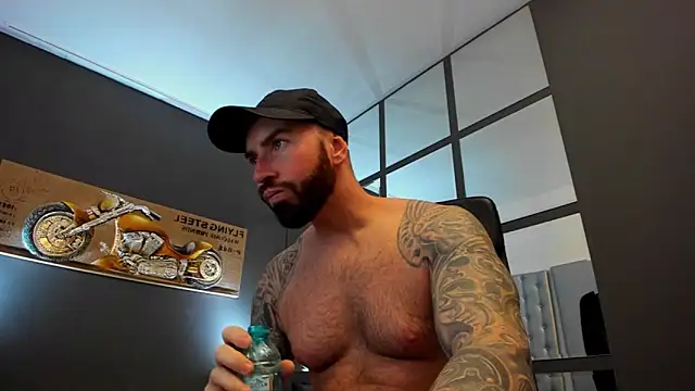 Snapshot of AronGrant chatting on 24, 1, 2025 AronGrant online show from 24, 1, 2025