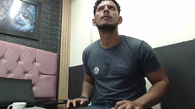 Chris Dick23 online show from 22, 10, 2025