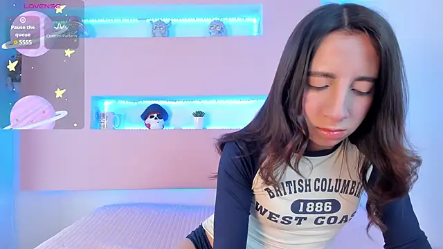 Miiaa doll online show from 17, 1, 2025