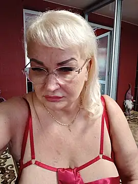 Snapshot of Jemma_Cori chatting on 17, 5, 2026 Jemma Cori online show from 17, 5, 2026