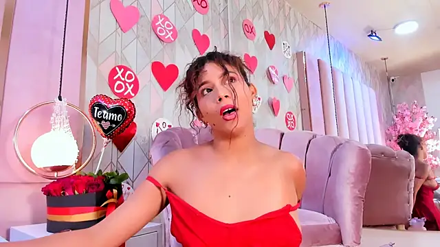 Snapshot of AlinaSweett chatting on 14, 2, 2025 AlinaSweett online show from 14, 2, 2025