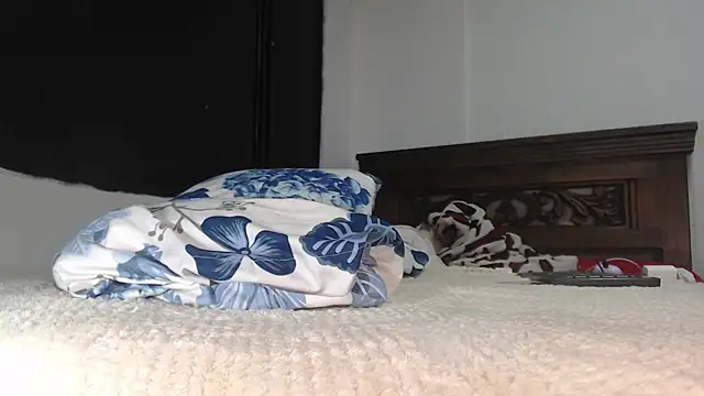 Karentatiana  online show from 7, 1, 2026