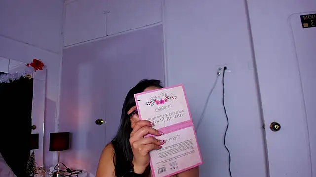 Miaa Garcia online show from 21, 12, 2024