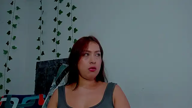 Miaa Garcia online show from 15, 10, 2025