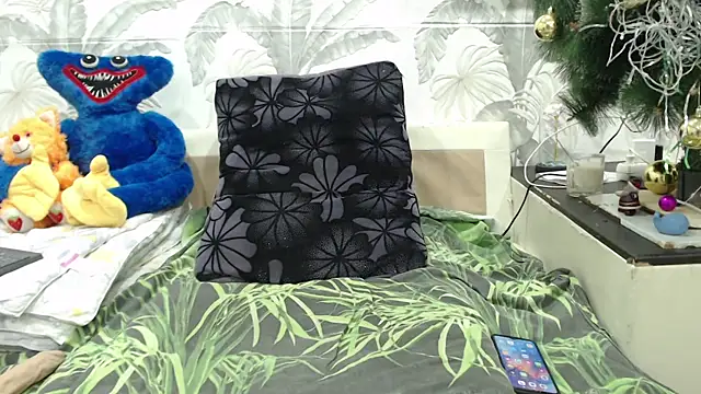 CamDiva113 online show from 16, 2, 2025