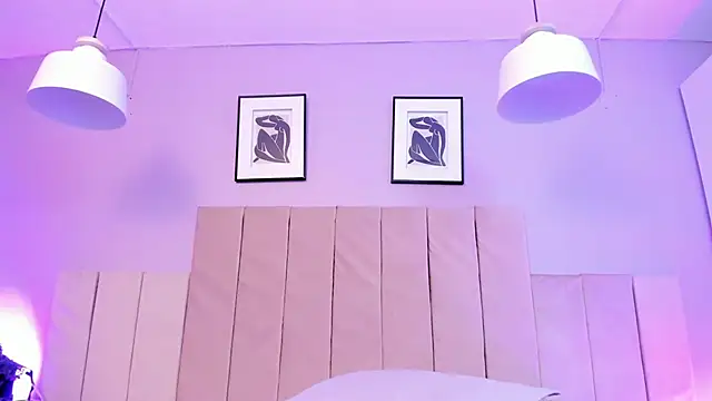 April bowie online show from 17, 2, 2025