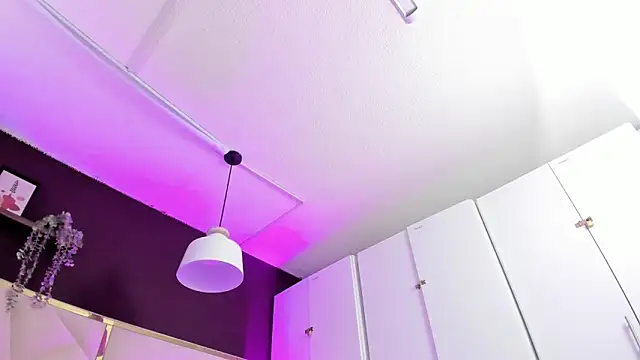 April bowie online show from 17, 2, 2026