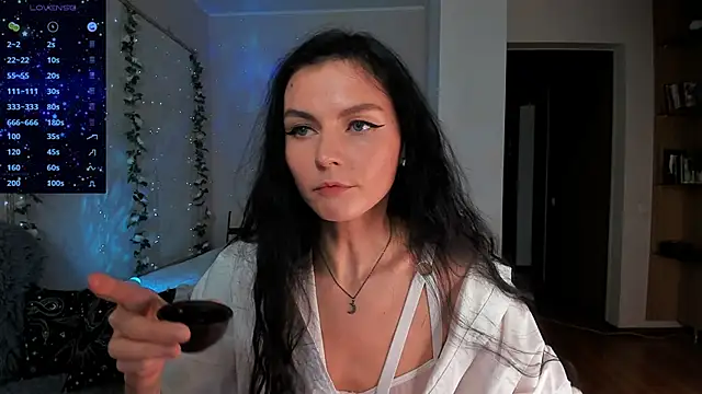 -danae- online show from 10, 1, 2025