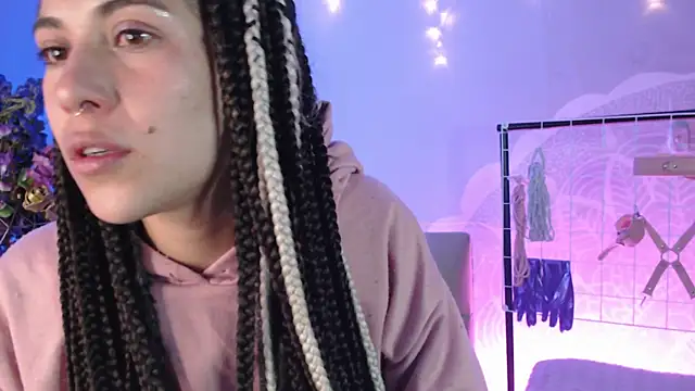 Hellen dumont online show from 8, 3, 2025