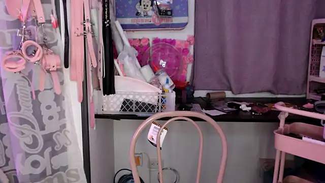 Hellen dumont online show from 10, 4, 2026