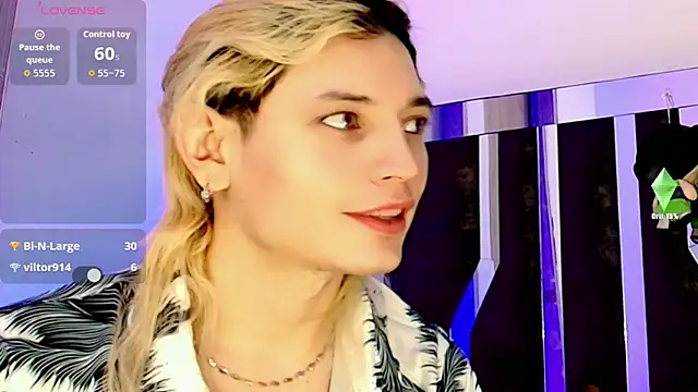 Snapshot of honey_skin chatting on 28, 9, 2025 honey skin online show from 28, 9, 2025