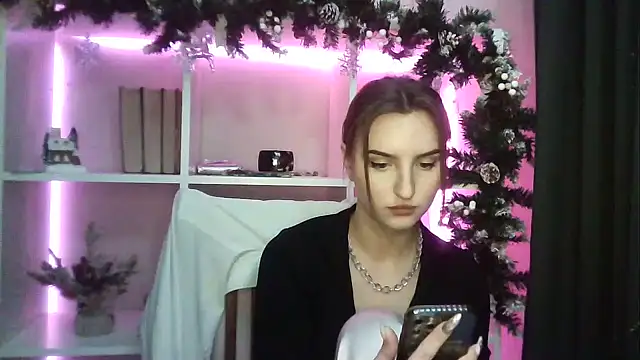 X Alisa online show from 26, 12, 2024