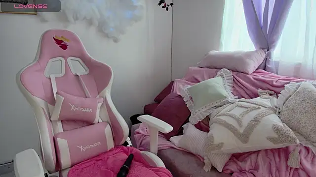 Snapshot of Ag4ta_ chatting on 4, 2, 2025 Ag4ta  online show from 4, 2, 2025