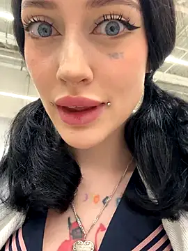 Melissa crazy online show from 31, 10, 2025