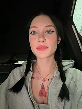 Melissa crazy online show from 3, 7, 2026