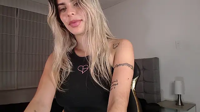 Snapshot of Mayli-x chatting on 19, 3, 2025 Mayli-x online show from 19, 3, 2025