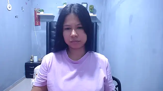 Snapshot of Letty_Plugxo chatting on 18, 3, 2026 Letty Plugxo online show from 18, 3, 2026