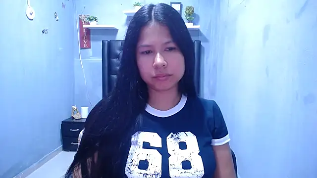 Snapshot of Letty_Plugxo chatting on 1, 4, 2026 Letty Plugxo online show from 1, 4, 2026